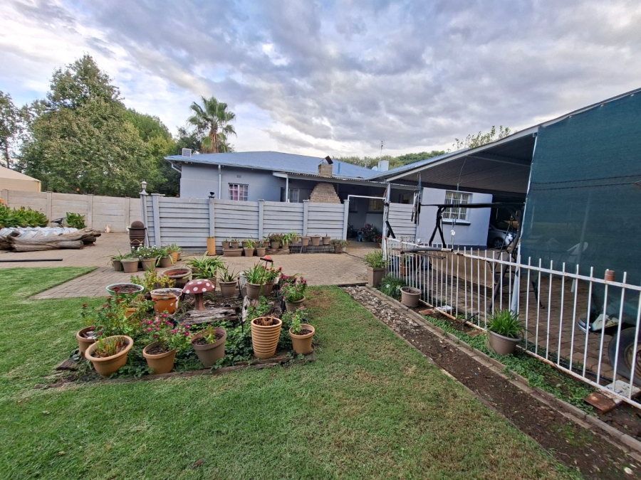 4 Bedroom Property for Sale in Noordhoek Free State